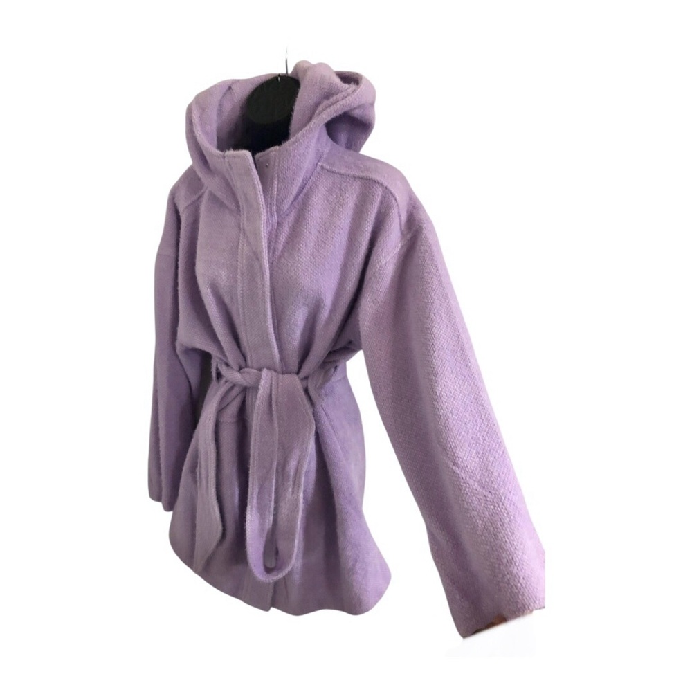 Stoosh light purple fuzzy super soft belted hooded coat size medium brand new‎